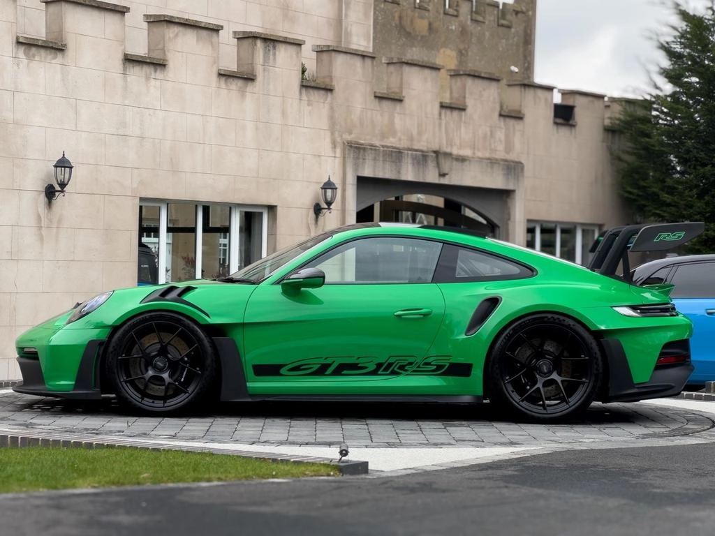 Porsche 911 (992) GT3 RS - Image 17