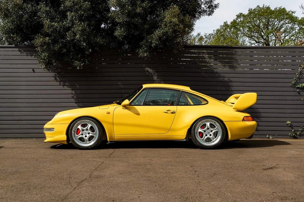 Porsche 911 Carrera RS 3.8 (993) - Image 16