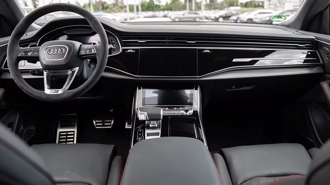 Audi RS Q8 - Image 3