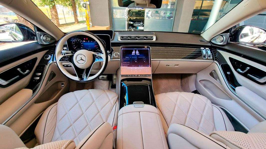 Mercedes-Benz S 680 Maybach 4M - Image 4