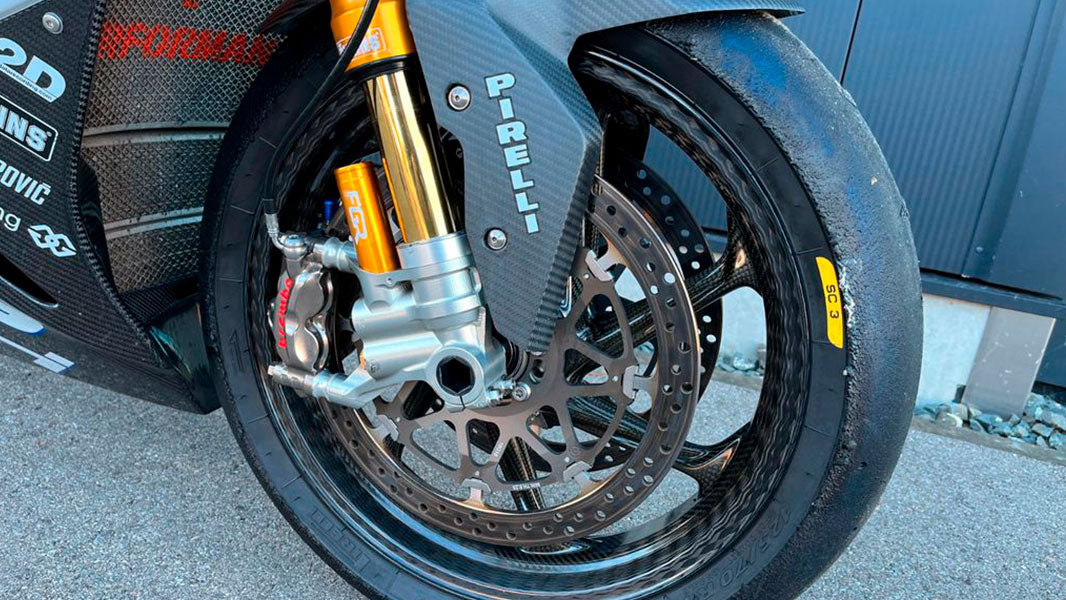 BMW HP4 Race - Image 4