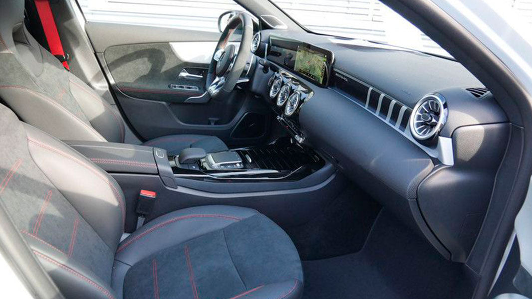 Mercedes-Benz A 45 S AMG 4M - Image 3