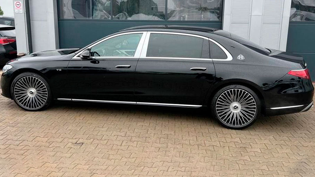 Mercedes-Benz Maybach S 680 4Matic - Image 9